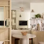 Luxurious Residence Saint Honore By Onefinestay