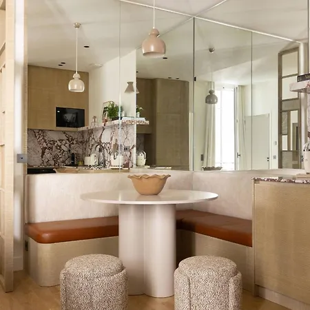 Luxurious Saint Honore By Onefinestay * Parigi