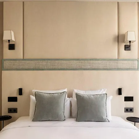 Luxurious Saint Honore By Onefinestay * Parigi